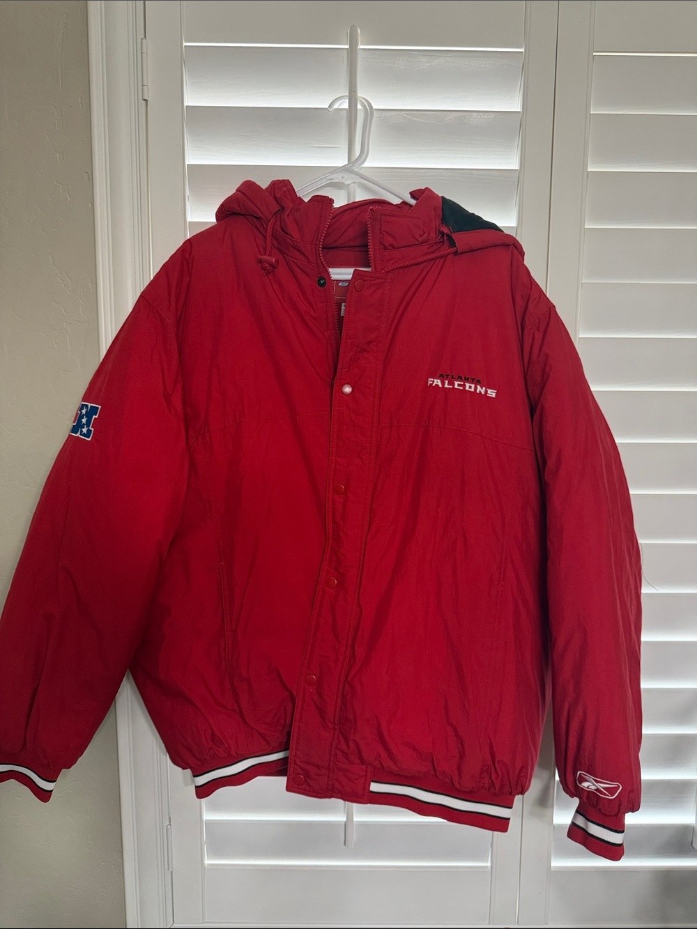 Men's Atlanta Falcons Red Hooded Puffer Jacket